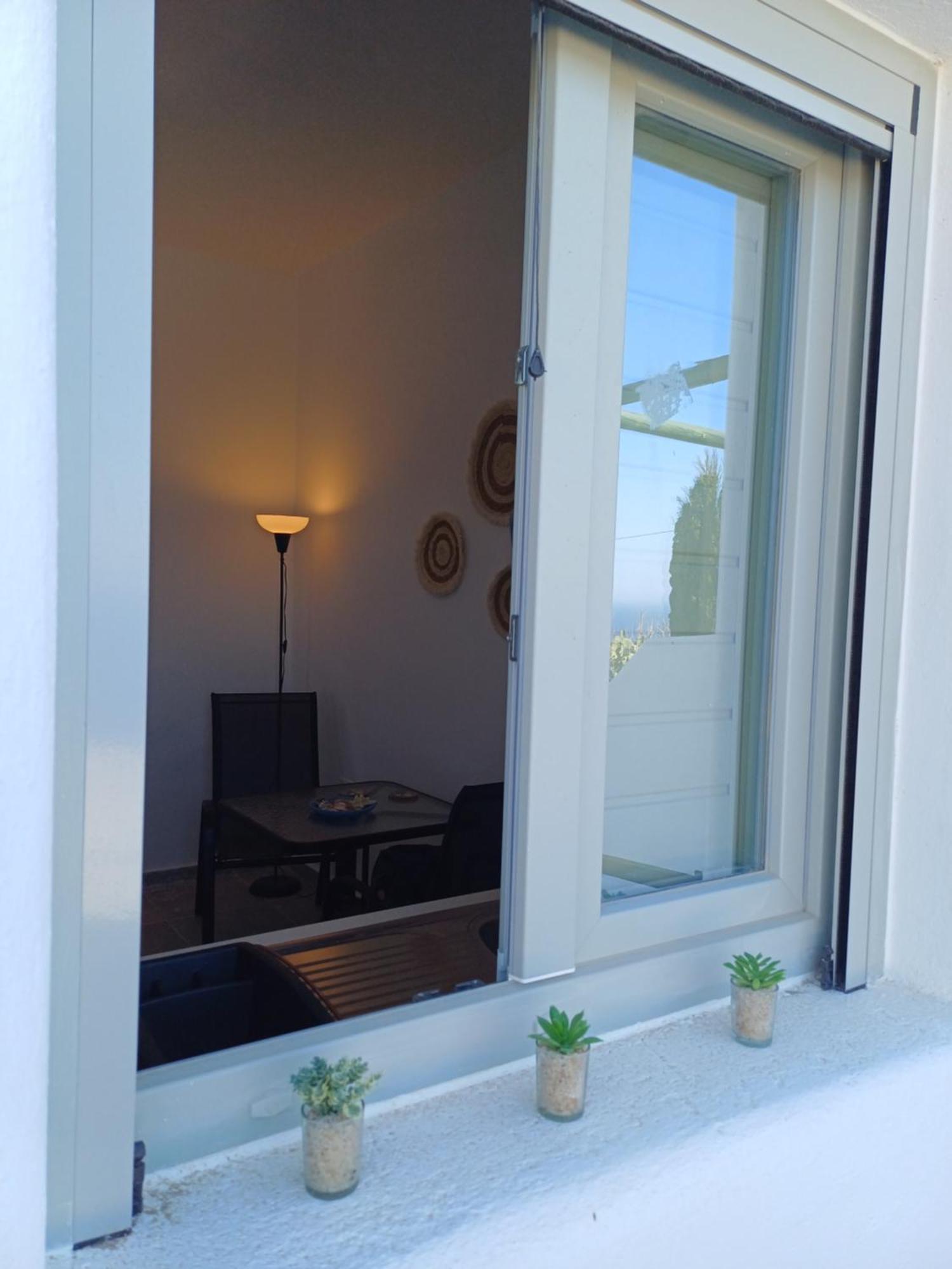 Apartamento 'Nektarios' Cycladic House With Sunrise And Sea View!! Oia  Exterior foto
